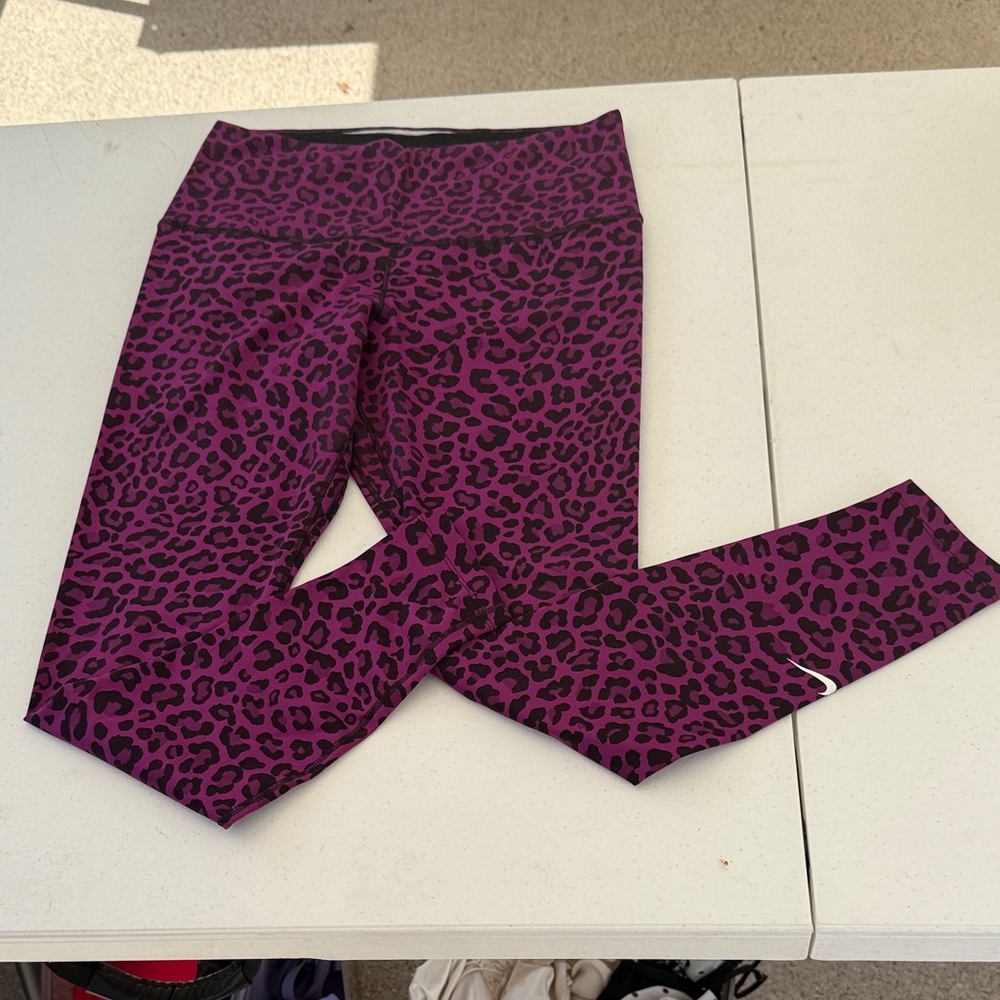 Nike Purple Leopard Print Leggings